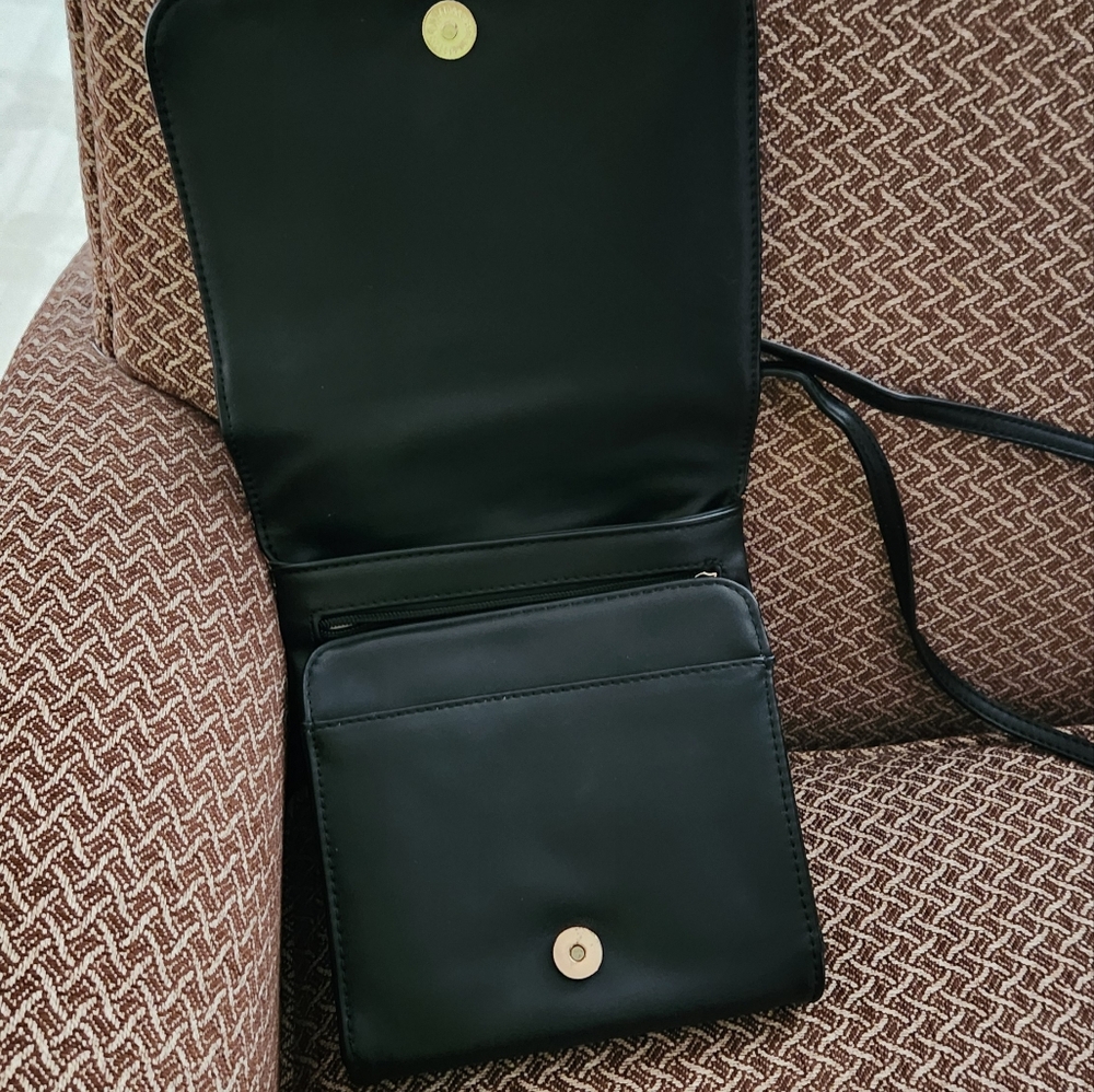 Purse - Picture 3 of 6
